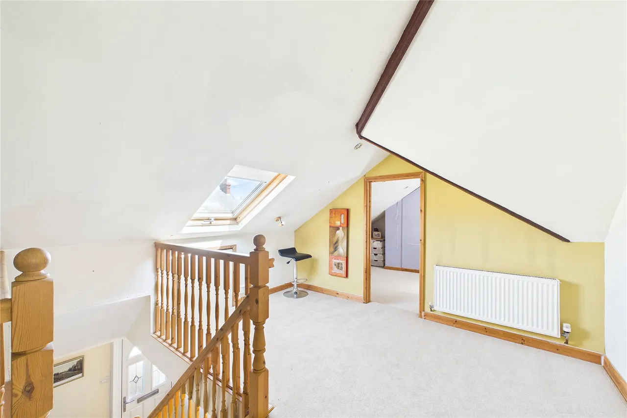 Grasmere Road, Lightwater, GU18, photo 14