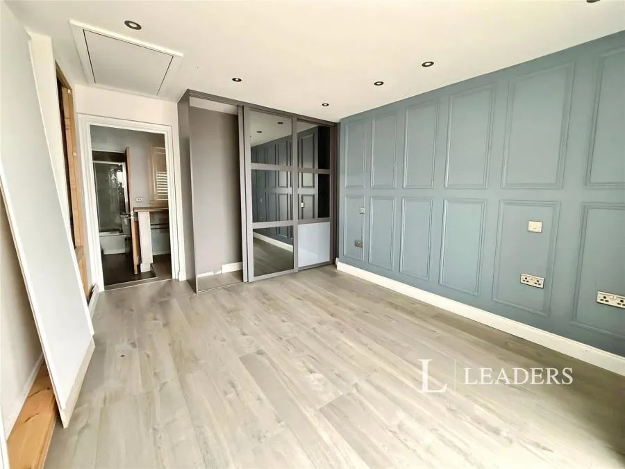 Shears Crescent, West Mersea, CO5, photo 4