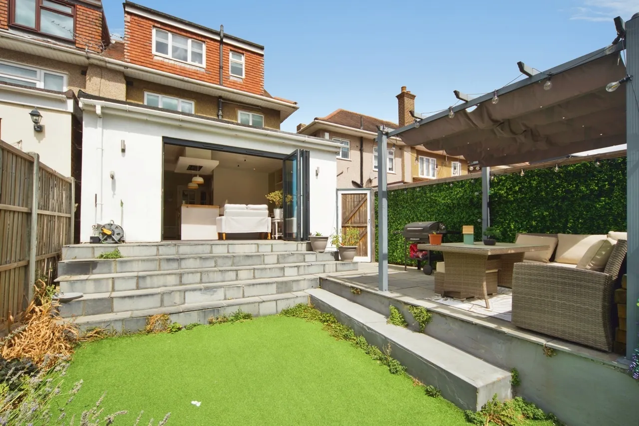 Lowshoe Lane, Collier Row, Havering, RM5, photo 20