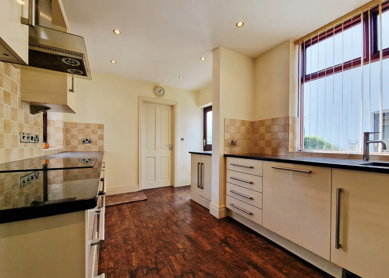 Lightfoot Lane, Fulwood, Lancashire, PR2 3LQ, photo 6