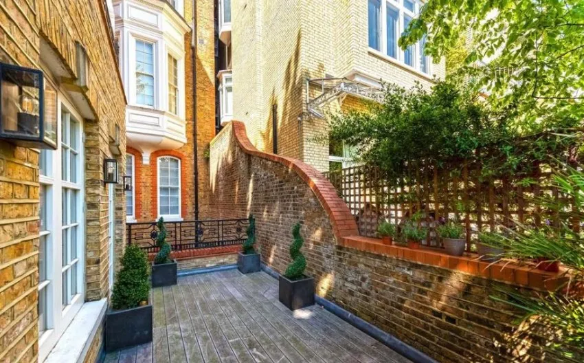 Palace Gate, Kensington, W8, photo 10