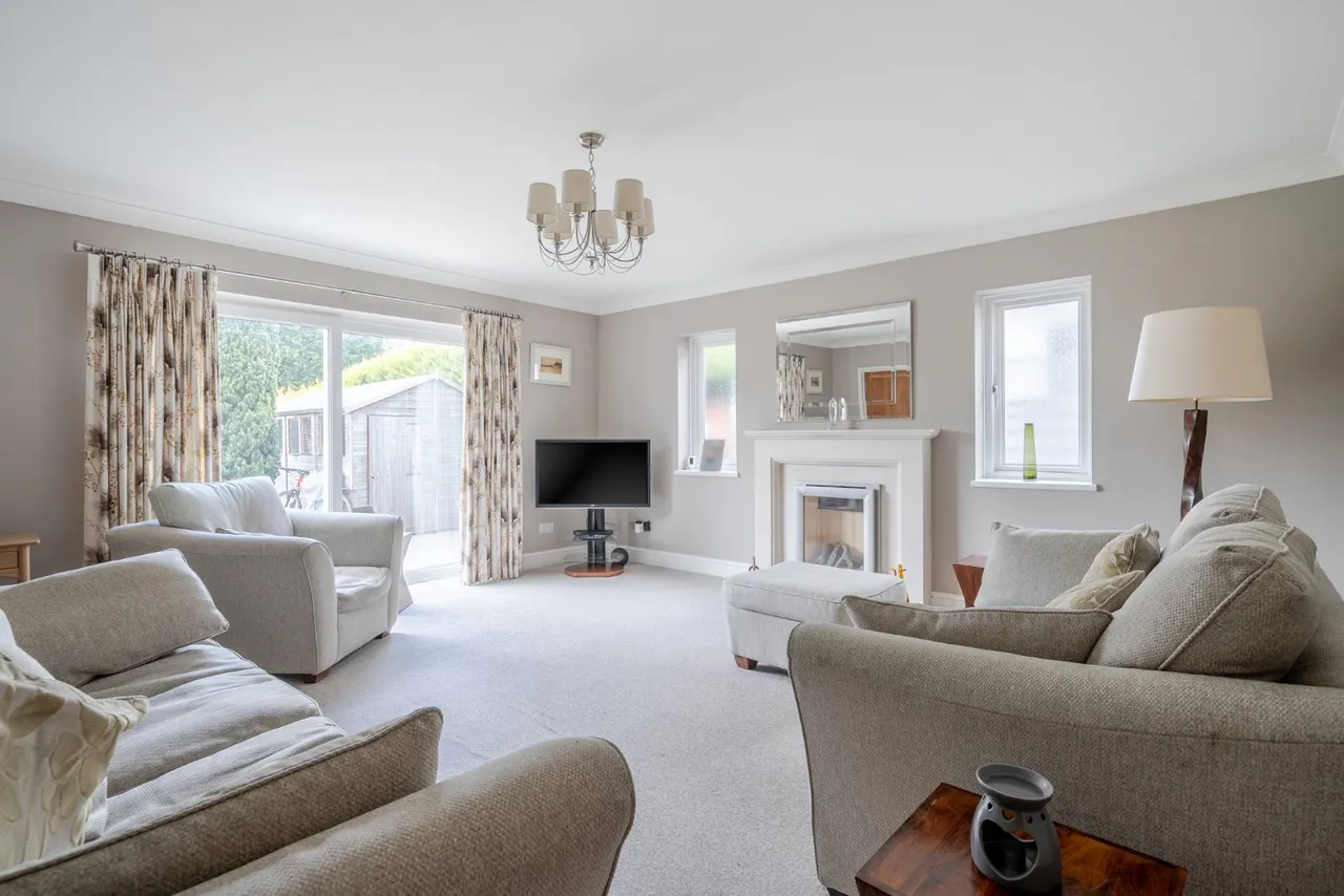 Brook Lane, Sarisbury Green, SO31, photo 2