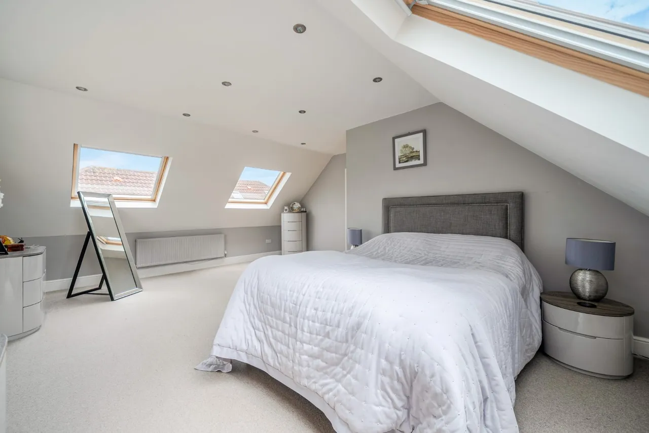 Brook Lane, Sarisbury Green, SO31, photo 11