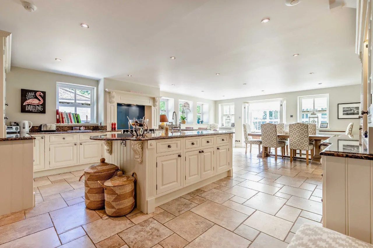 Canon Lane, Wateringbury, Maidstone, Kent, ME18 5PQ, photo 9