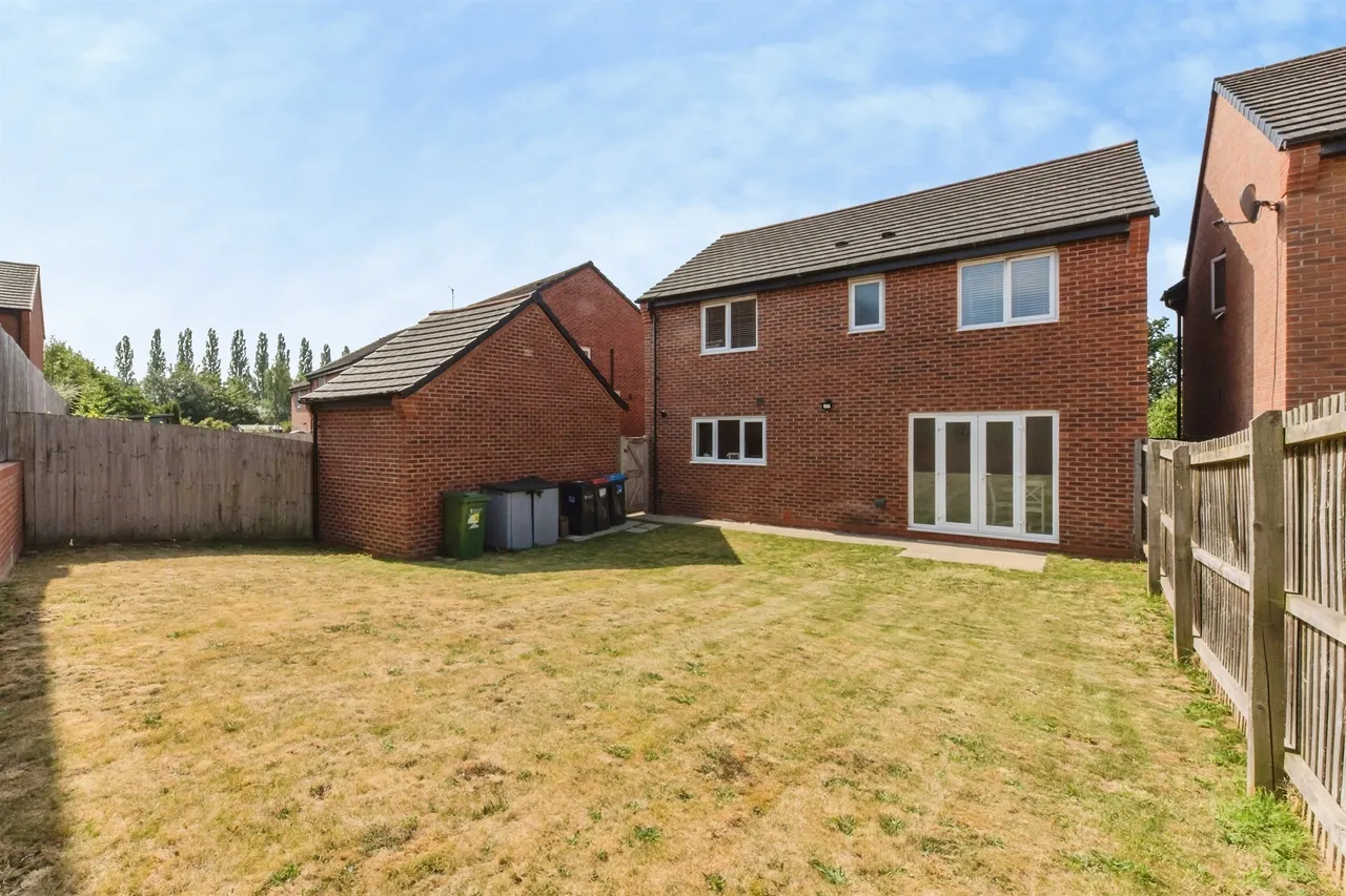 Heath Place, Winsford, CW7, photo 25