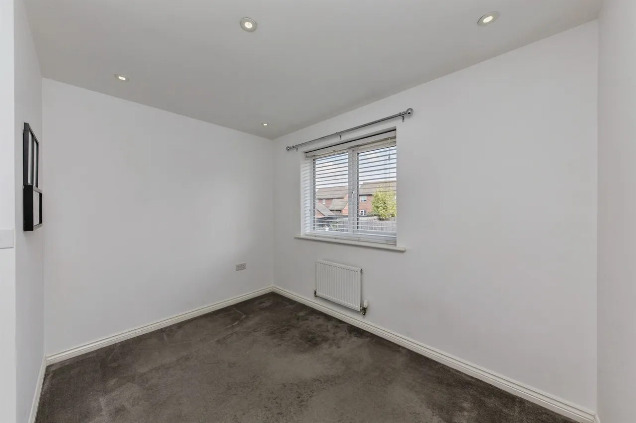 Heath Place, Winsford, CW7, photo 22