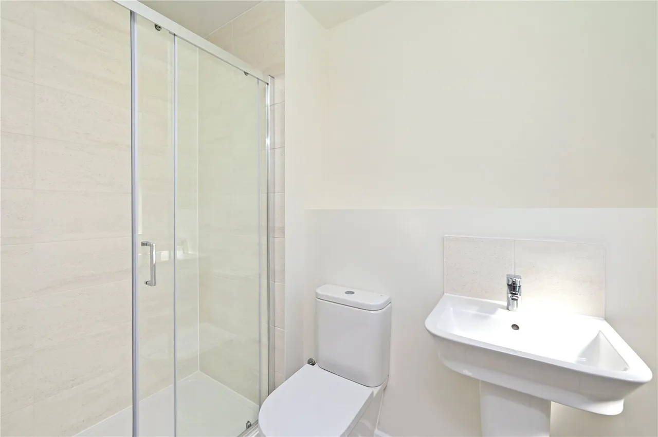 Equestrian Way, Ash Green, Guildford, Surrey, GU12 6UA, photo 15