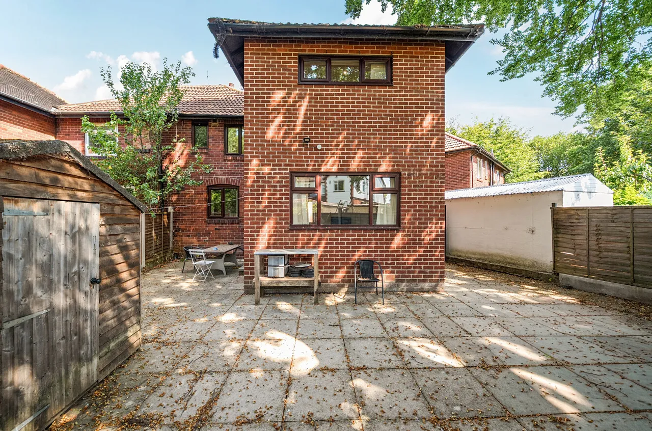 Greyshiels Avenue, Headingley, LS6, photo 17