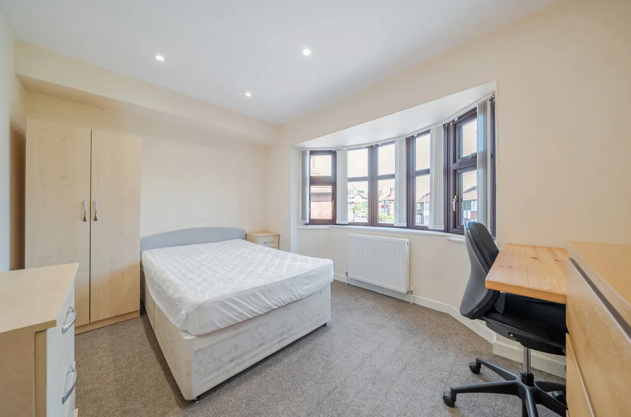 Greyshiels Avenue, Headingley, LS6, photo 8