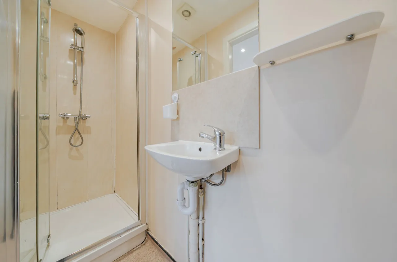 Greyshiels Avenue, Headingley, LS6, photo 15