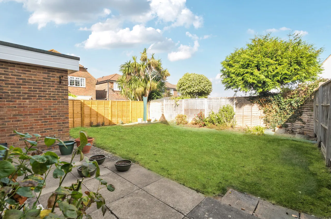Maytree Close, Angmering, BN16, photo 11