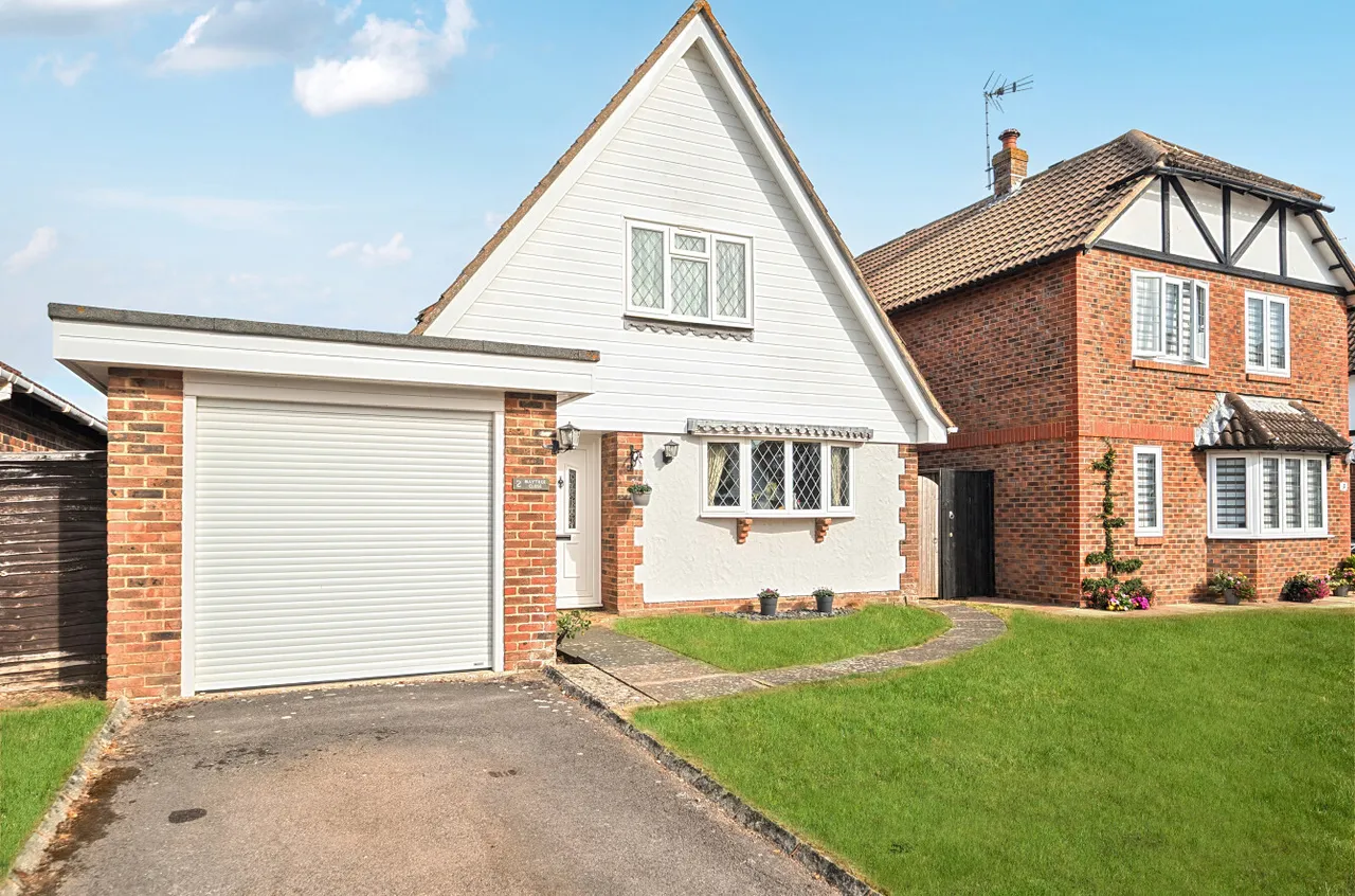 3 bed house for sale, Maytree Close, Angmering, BN16
