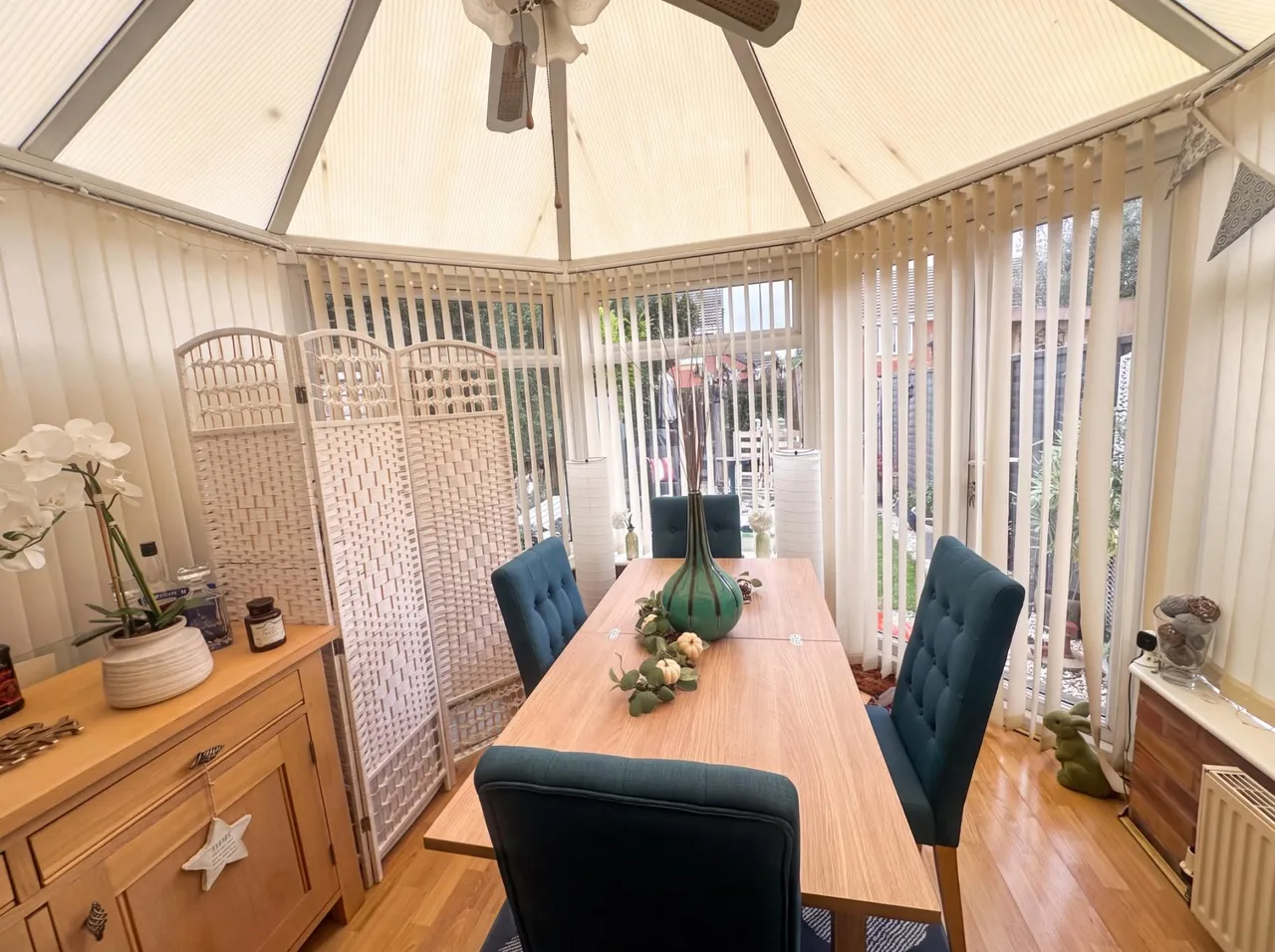 Haselbury Corner, Nuneaton, CV10, photo 3