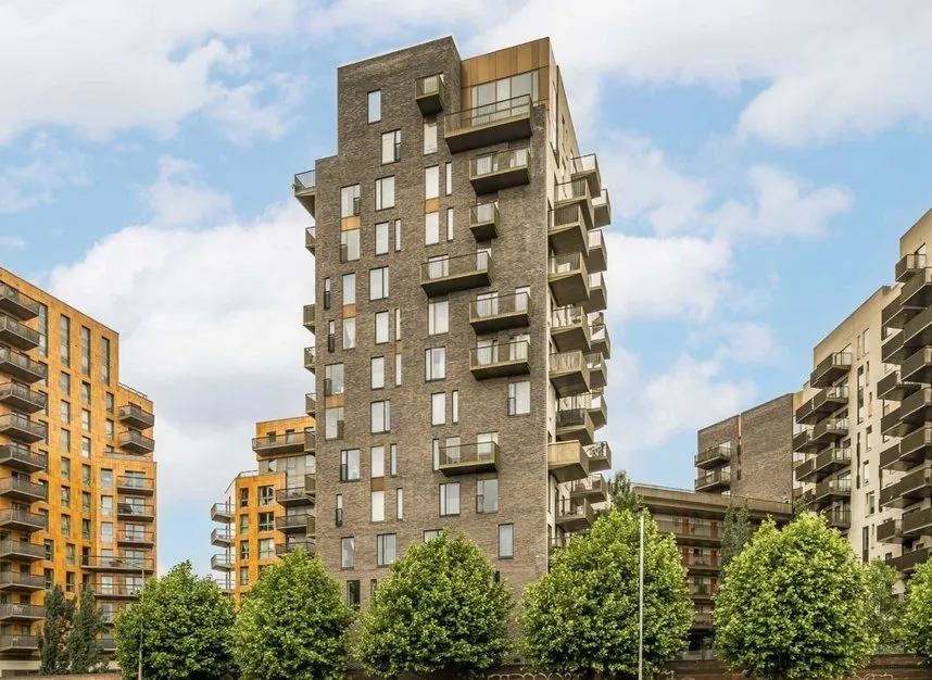 1 bed flat for sale — Maud Street, Canning Town, E16