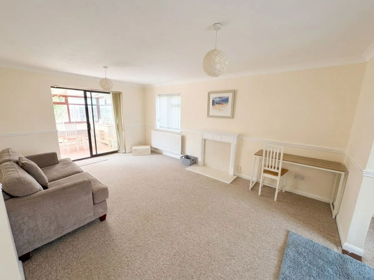 Broadlands Avenue, New Romney, TN28, photo 3