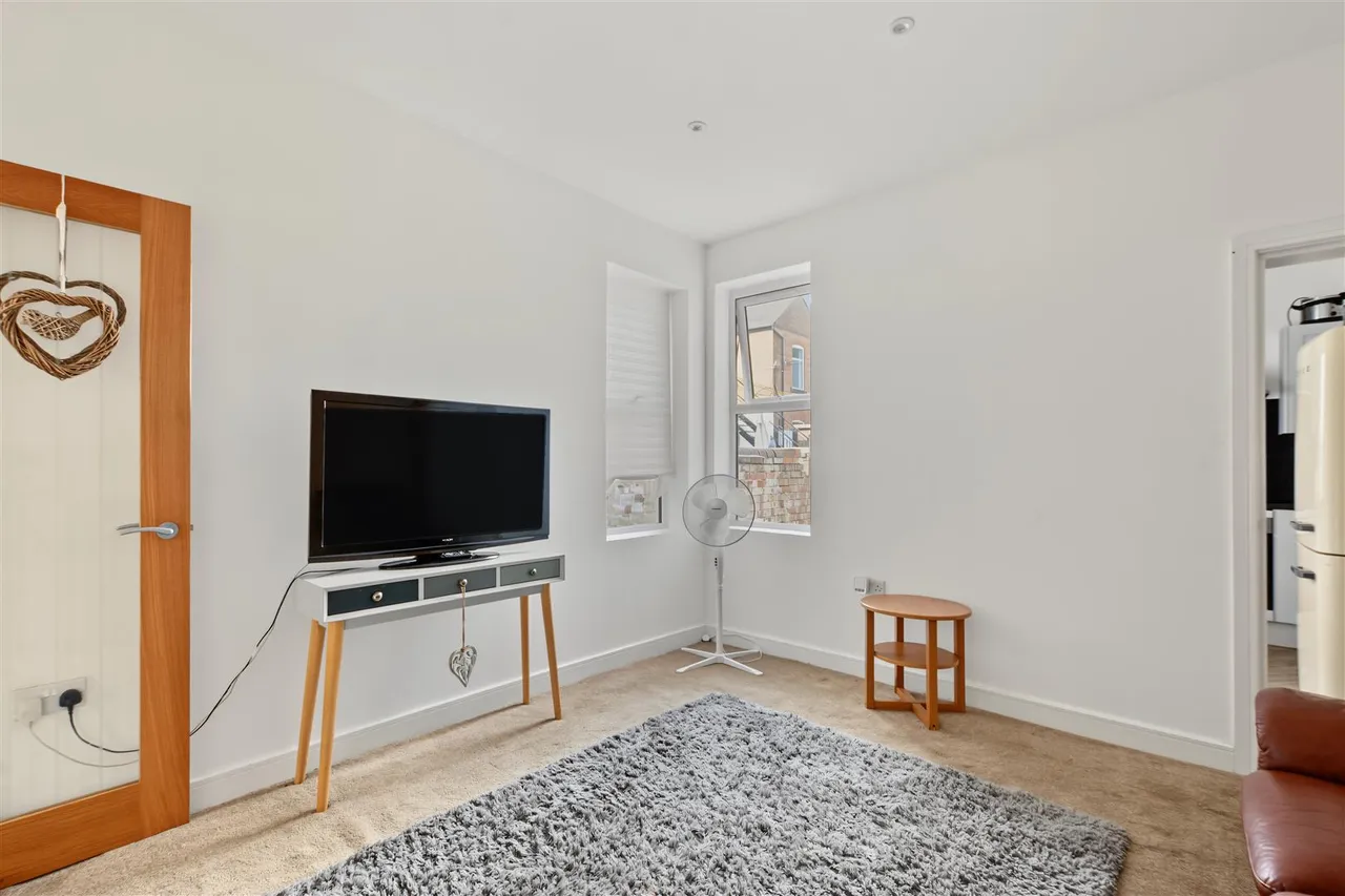 Hamilton Road, Long Eaton, NG10, photo 6