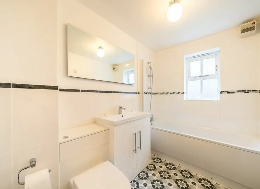Macmillan Way, Tooting Bec, SW17, photo 6