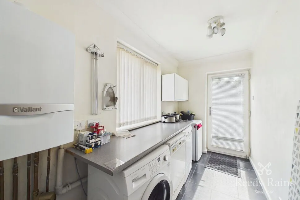 Northfield Lane, Horbury, West Yorkshire, WF4, photo 8
