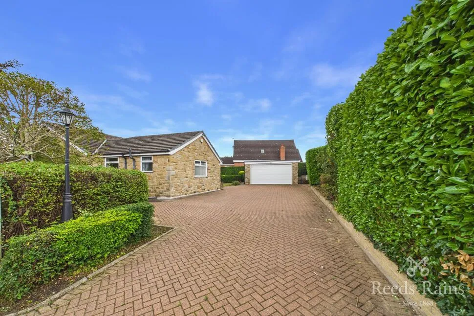 Northfield Lane, Horbury, West Yorkshire, WF4, photo 7