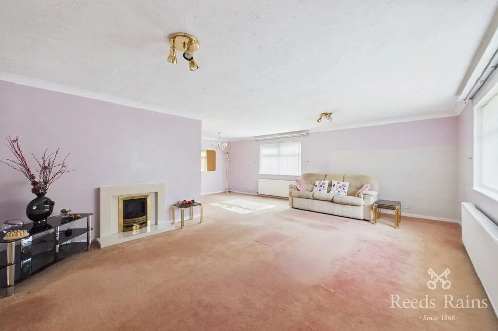 Northfield Lane, Horbury, West Yorkshire, WF4, photo 3