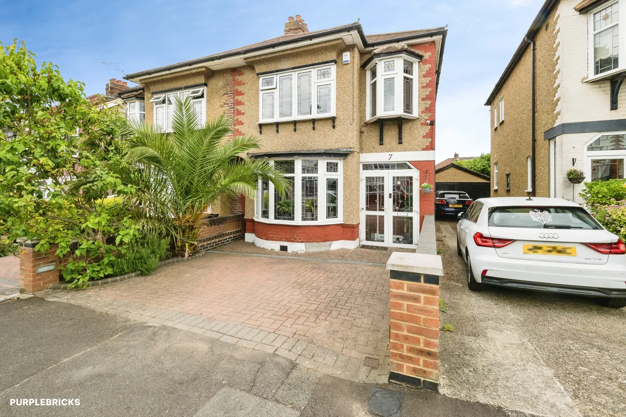 Katherine Gardens, Ilford, IG6, photo 14