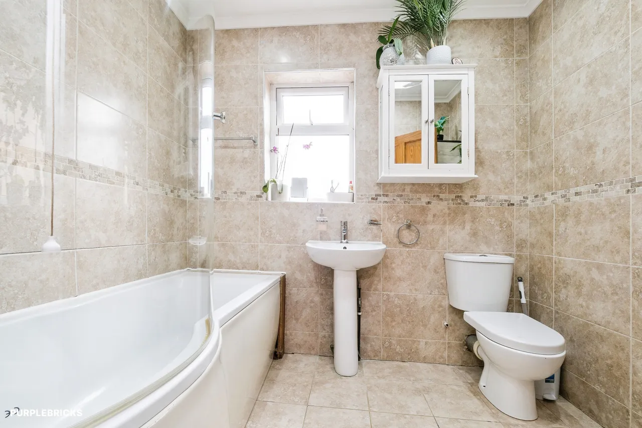 Katherine Gardens, Ilford, IG6, photo 22