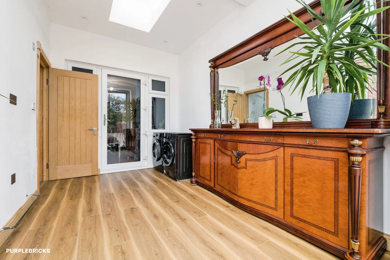 Katherine Gardens, Ilford, IG6, photo 17