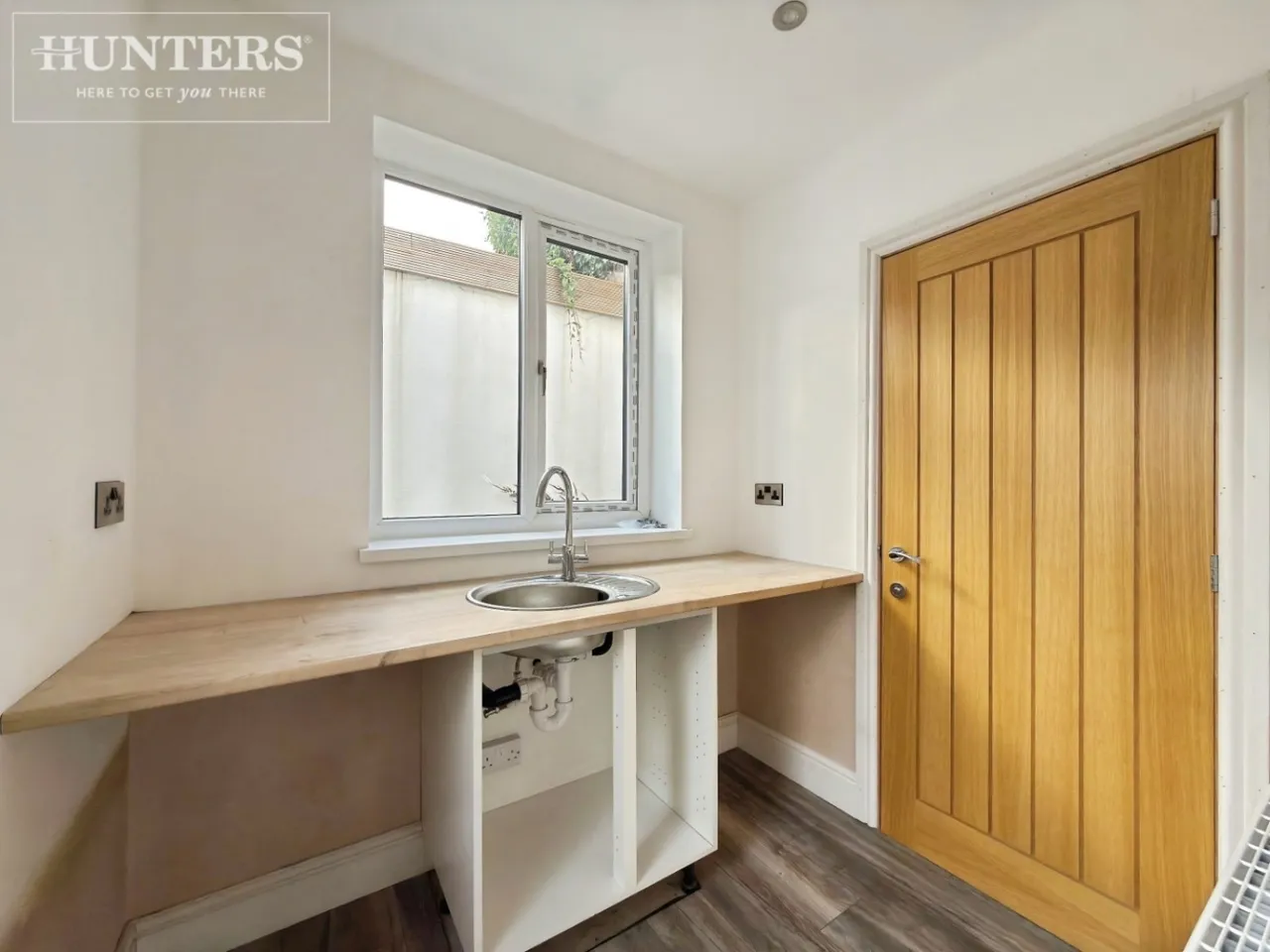 Milton Road, Hoyland, S74, photo 6