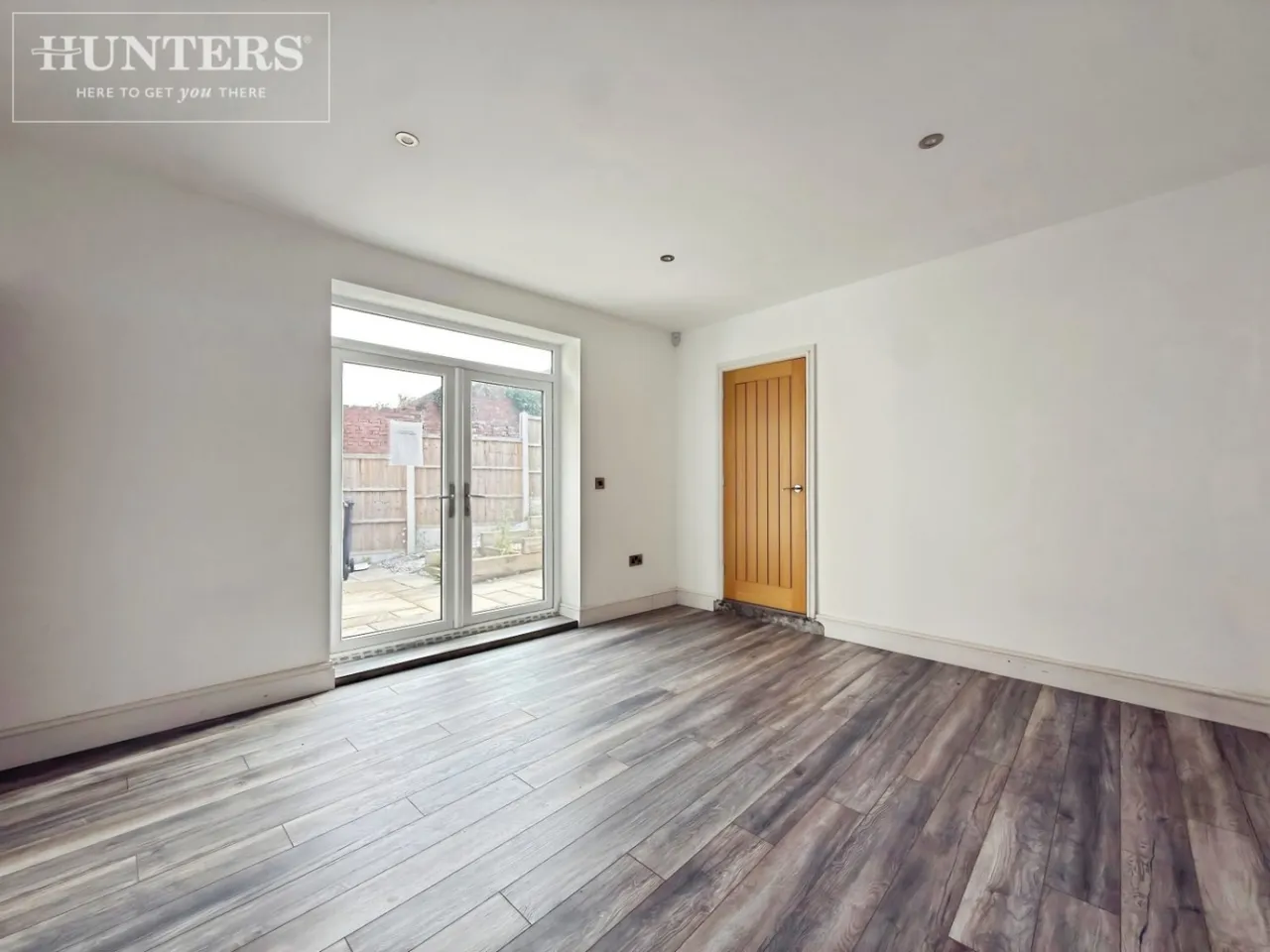 Milton Road, Hoyland, S74, photo 8