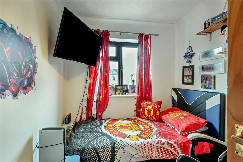 Buttercup Close, Stamford, PE9, photo 12