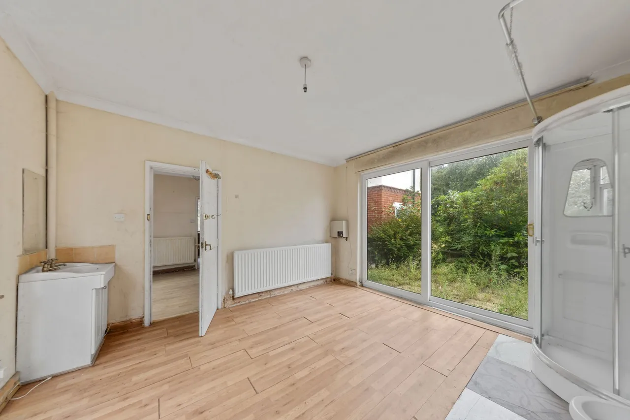 Lyons Lane, Appleton, Warrington, Warrington, WA4 5JG, photo 6
