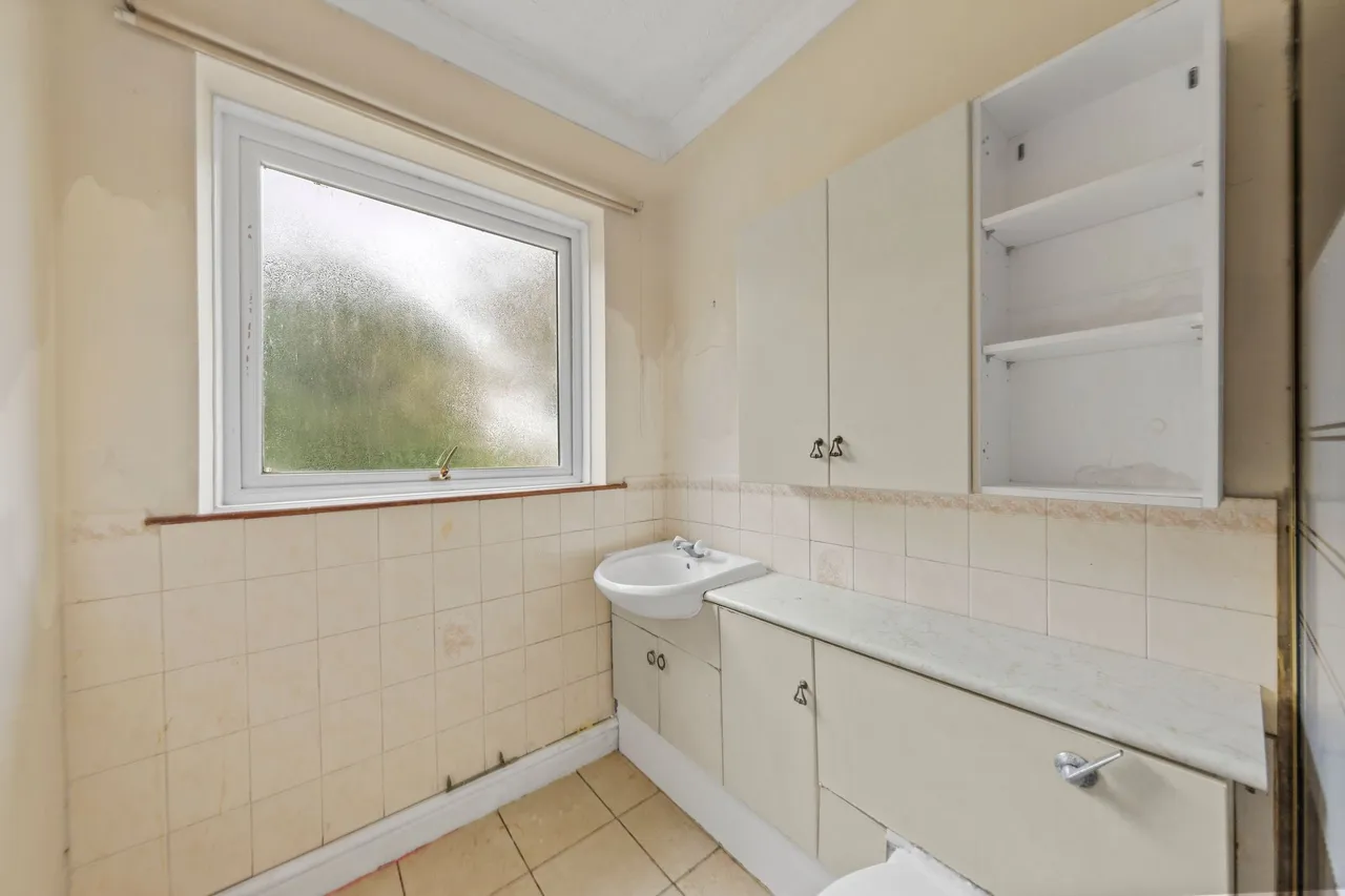 Lyons Lane, Appleton, Warrington, Warrington, WA4 5JG, photo 12