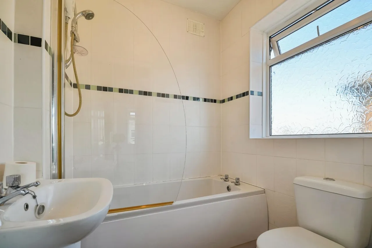 Tweed Avenue, Stockton-on-tees, TS17, photo 9