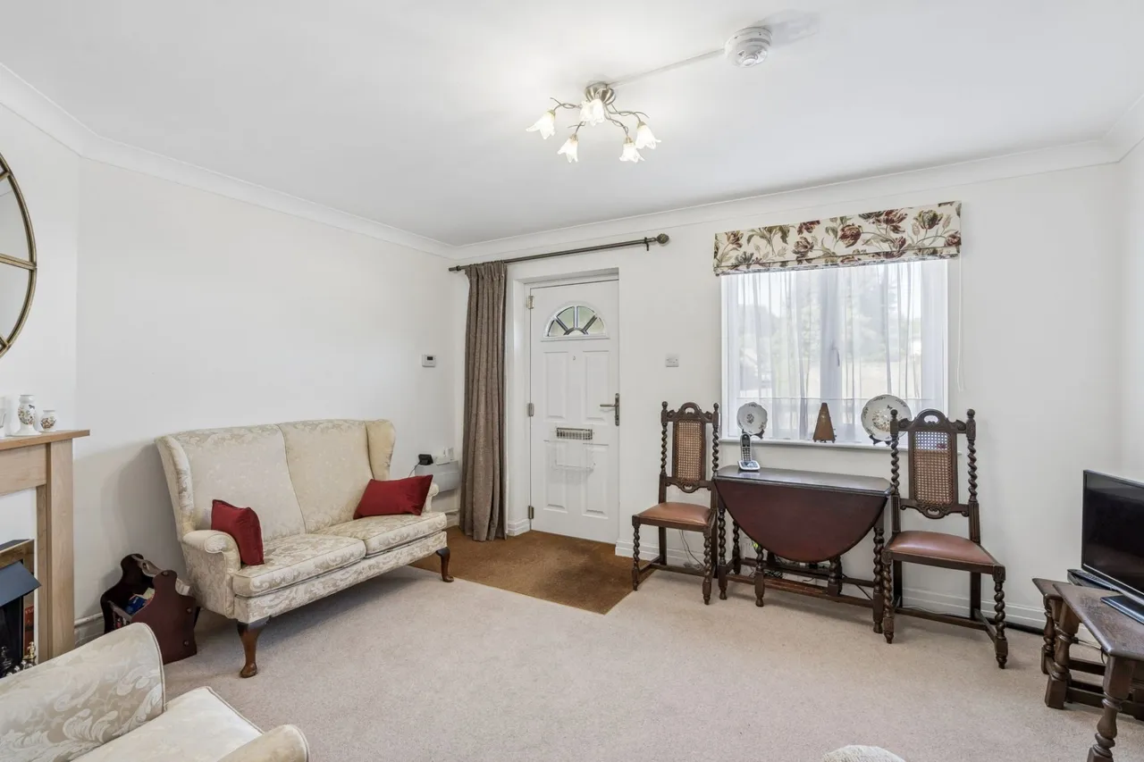Main Road, Naphill, HP14, photo 2
