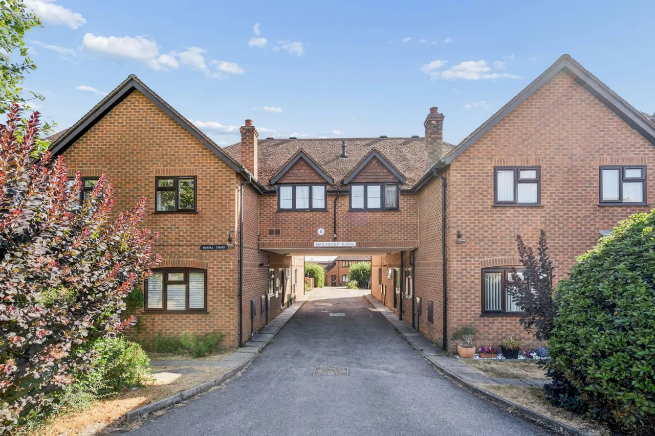 Main Road, Naphill, HP14, photo 10