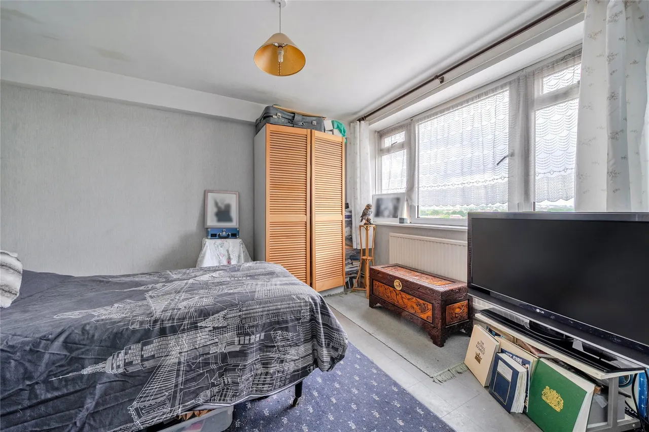 Bromley Road, London, SE6, photo 9