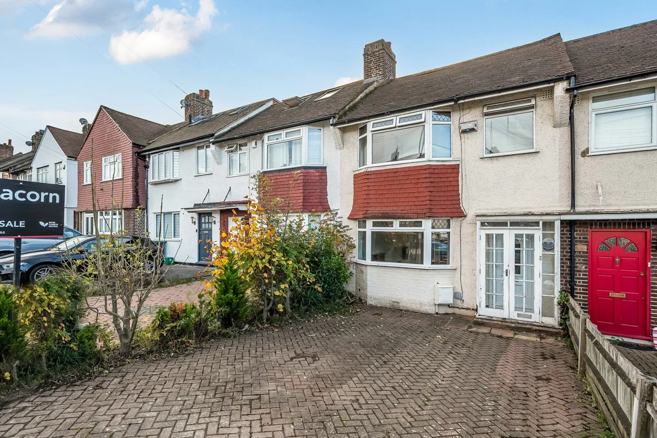 3 bed house for sale — Bramdean Crescent, SE12
