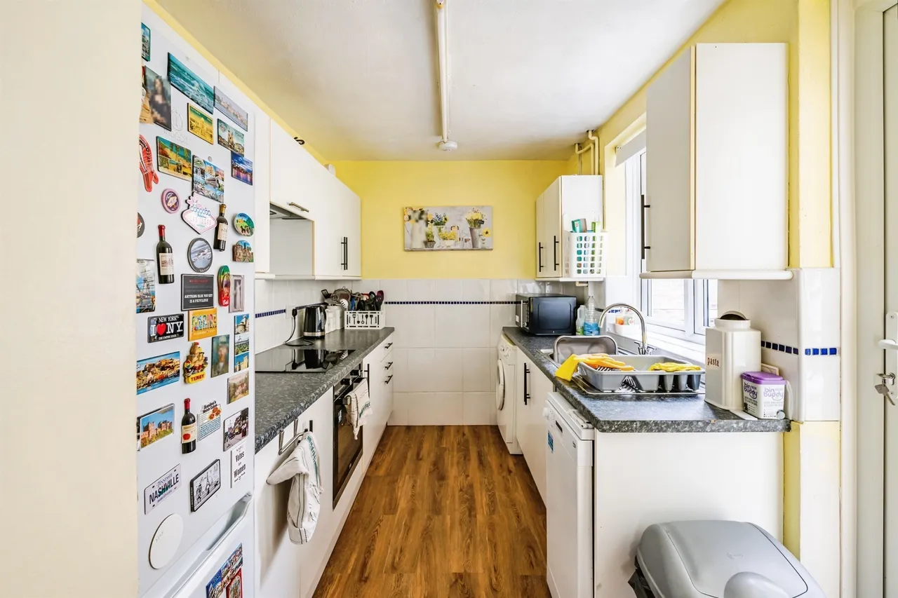 Broad Street, Seaford, BN25, photo 6
