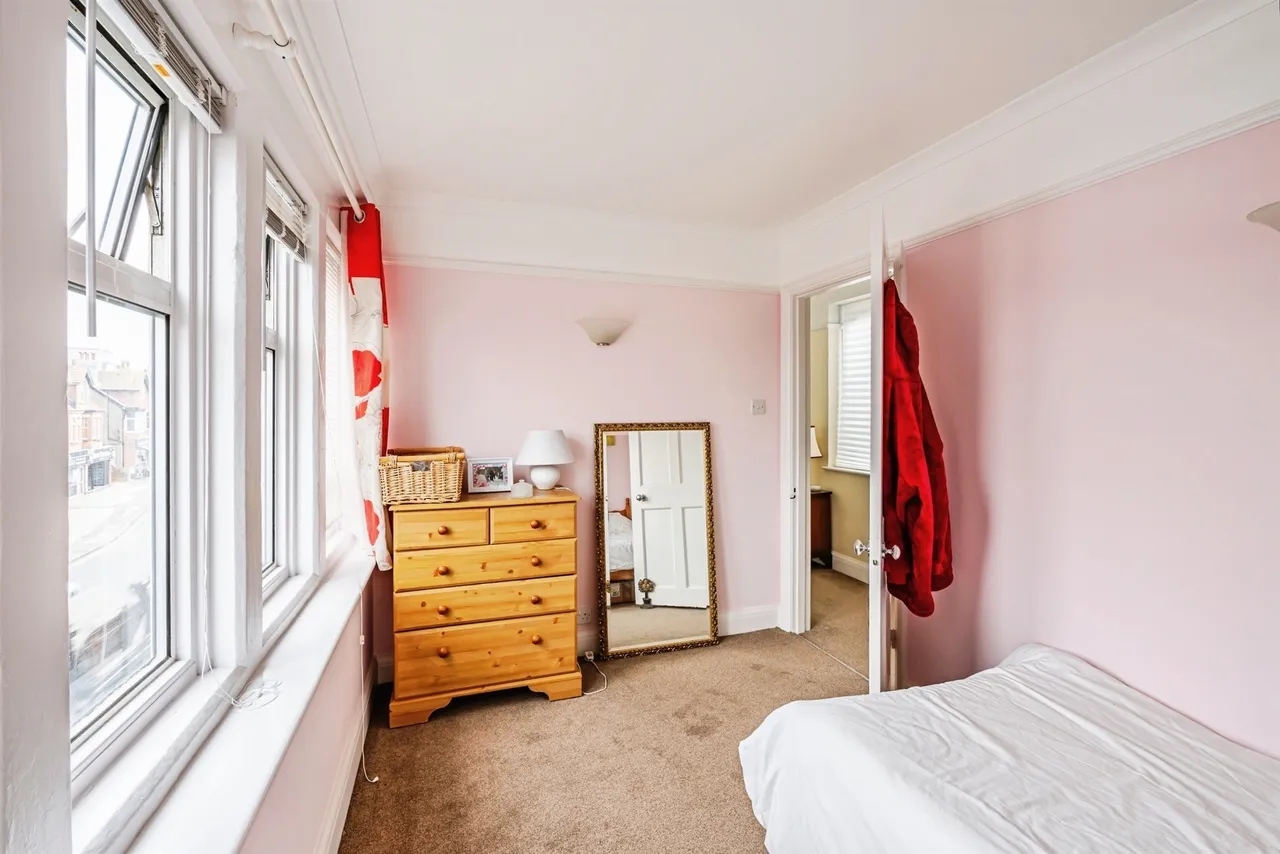 Broad Street, Seaford, BN25, photo 13