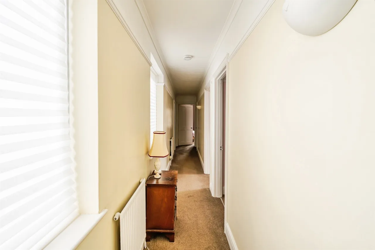 Broad Street, Seaford, BN25, photo 16