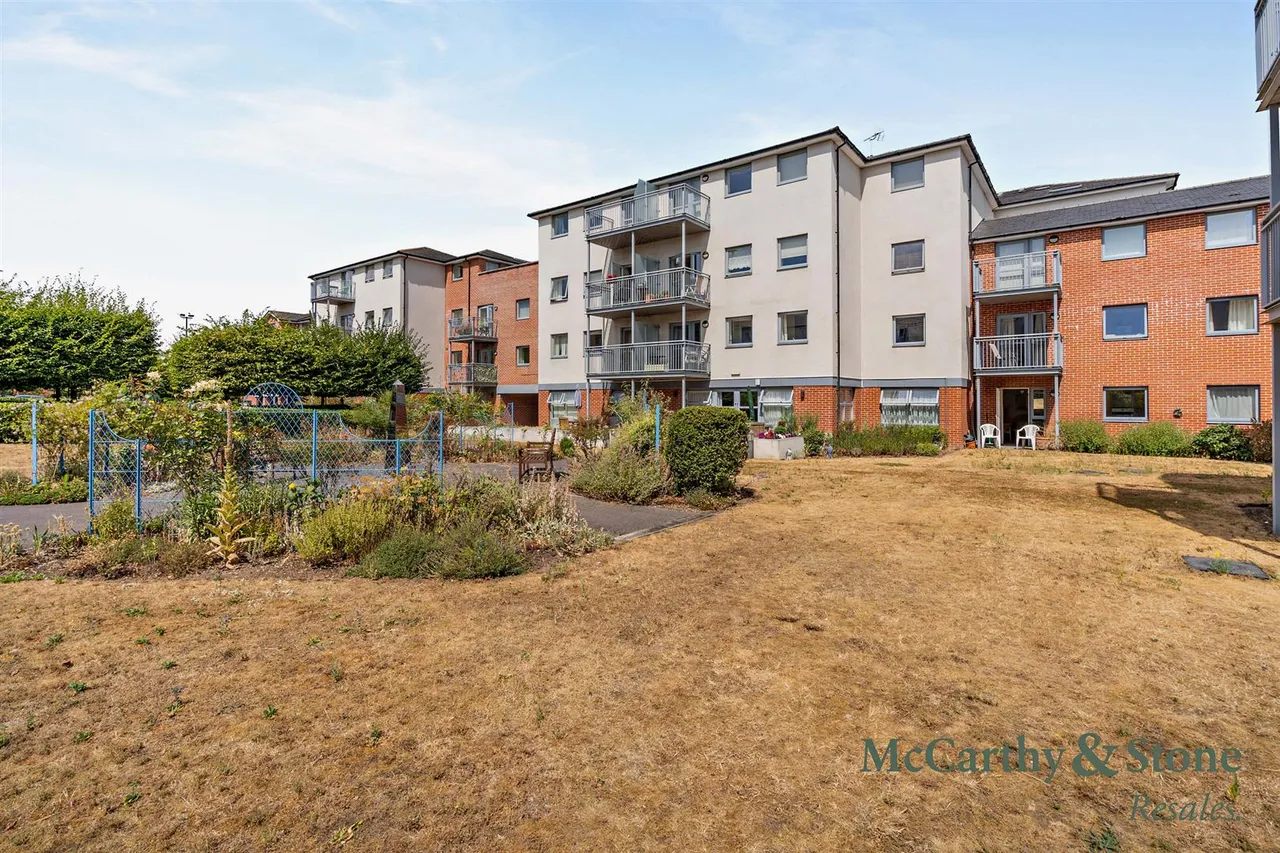 New Road, Basingstoke, RG21, photo 24