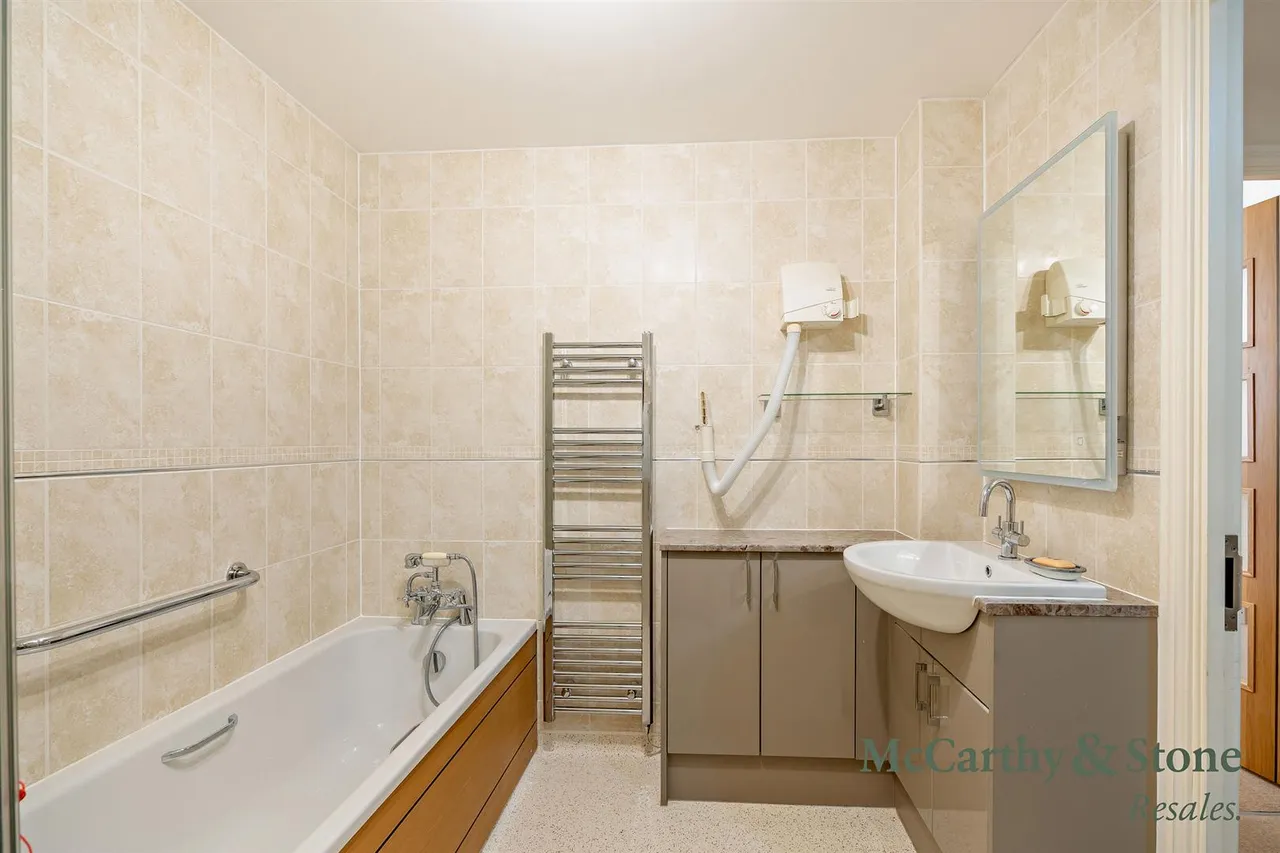 New Road, Basingstoke, RG21, photo 19