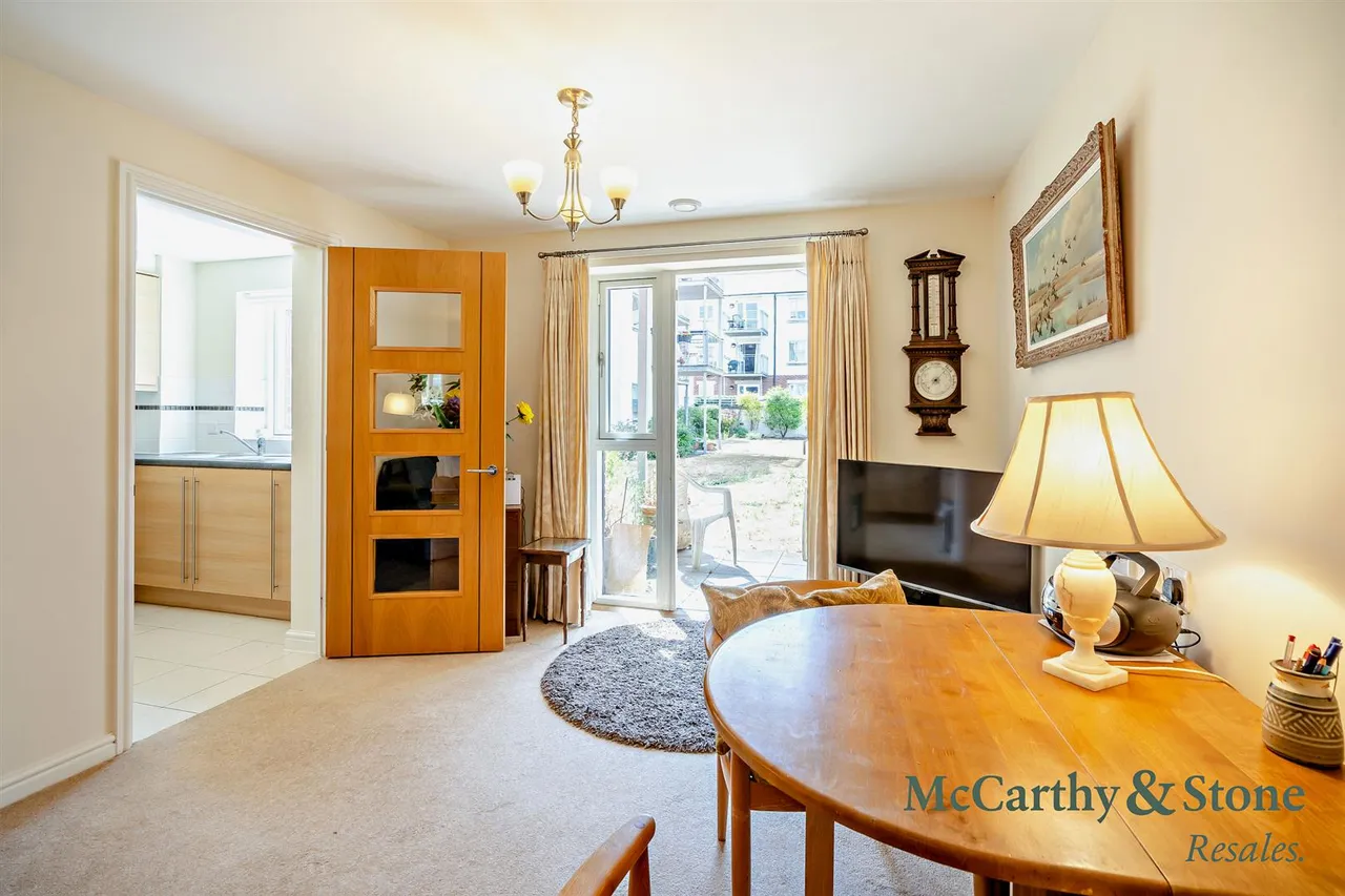New Road, Basingstoke, RG21, photo 2