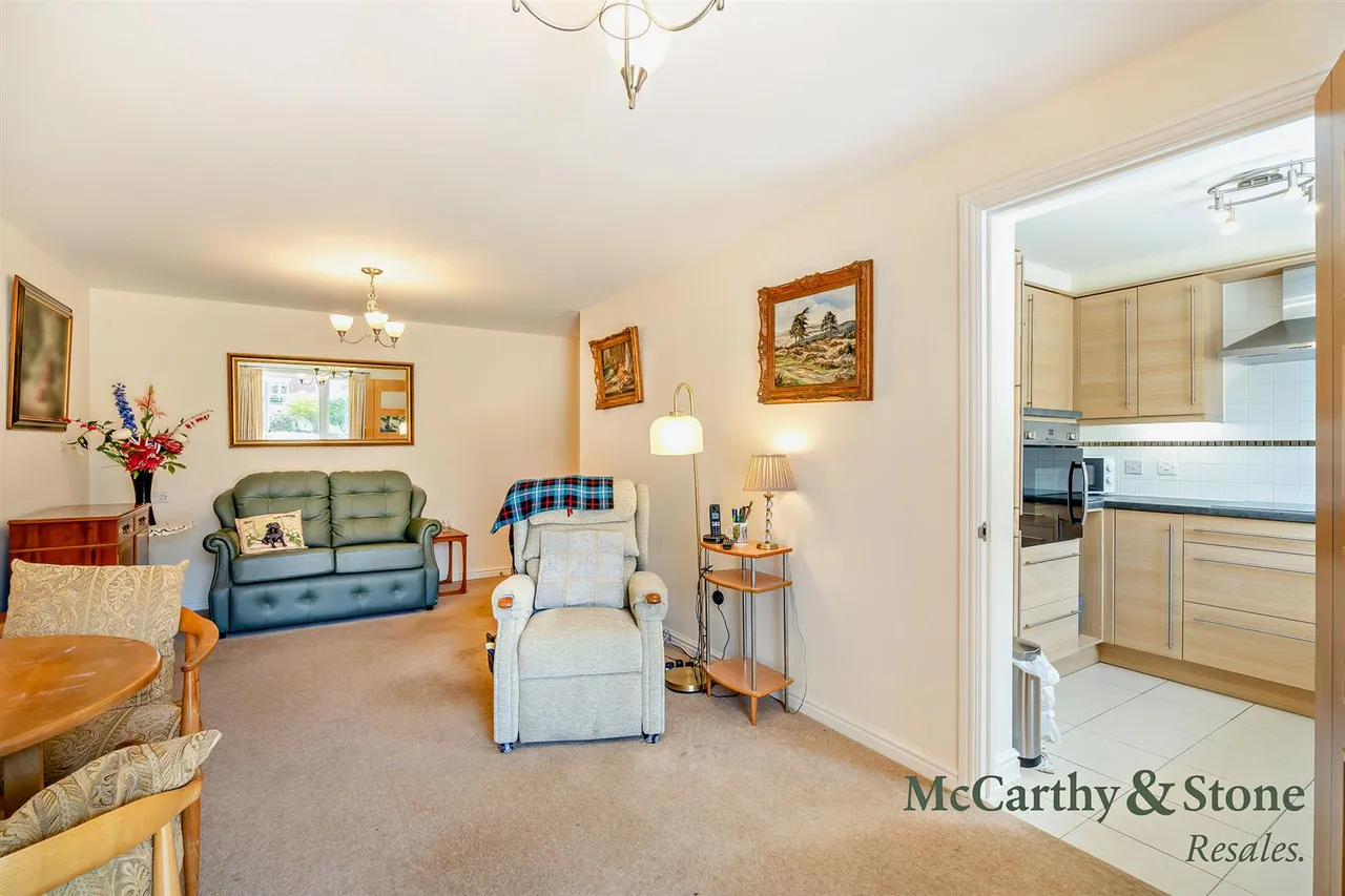 New Road, Basingstoke, RG21, photo 4