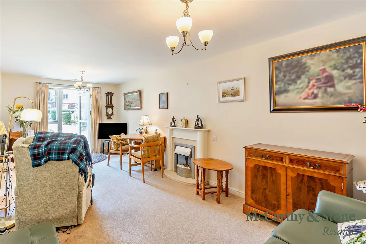 New Road, Basingstoke, RG21, photo 29