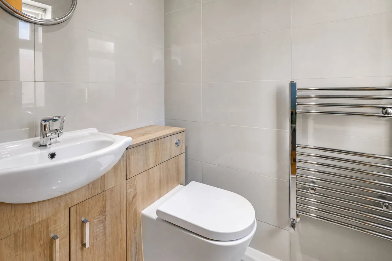 Stafford Avenue, Hornchurch, RM11, photo 16
