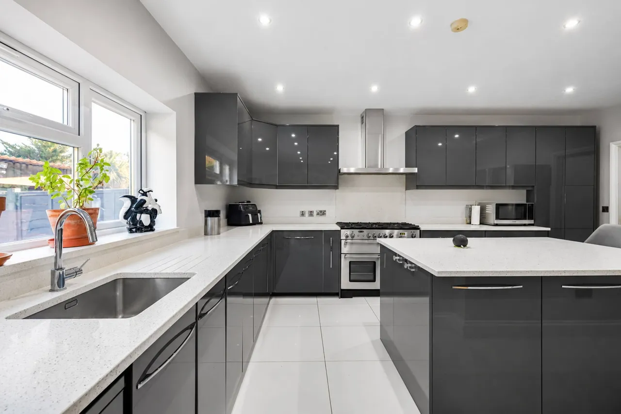 Stafford Avenue, Hornchurch, RM11, photo 15