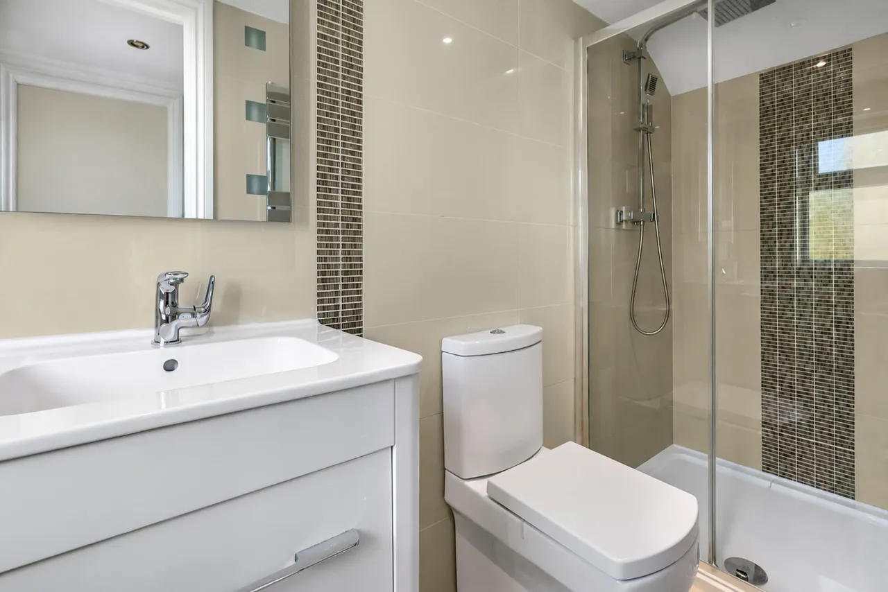 Stafford Avenue, Hornchurch, RM11, photo 26