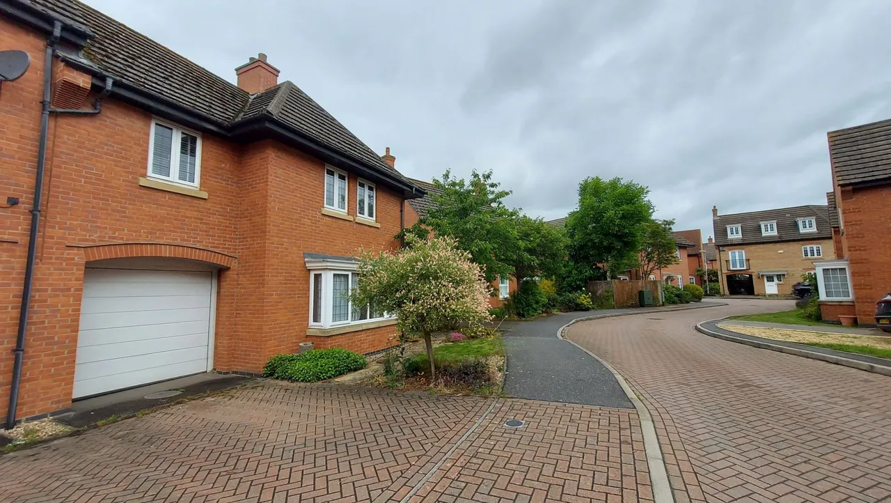 Windle Drive, Bourne, PE10, photo 31