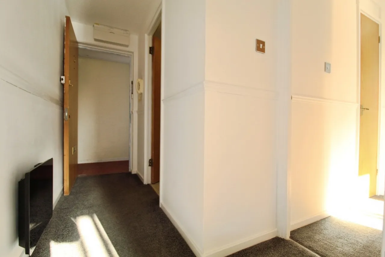 Eleanor Way, Waltham Cross, EN8, photo 8